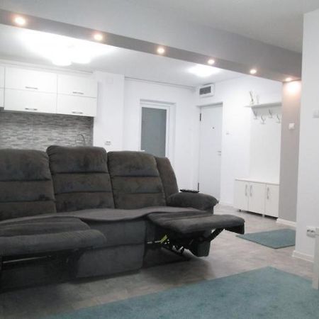 Apartament Sarra Targoviste Esterno foto