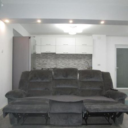 Apartament Sarra Targoviste Esterno foto