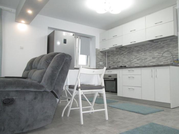 Apartament Sarra Targoviste Esterno foto
