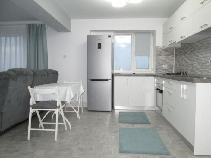 Apartament Sarra Targoviste Esterno foto