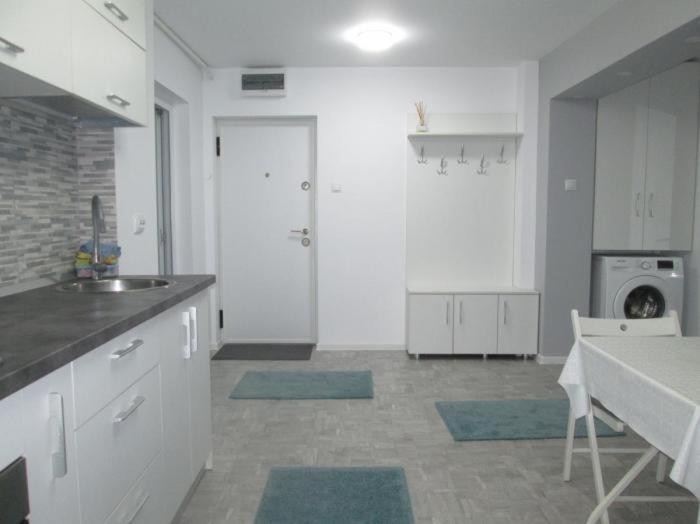 Apartament Sarra Targoviste Esterno foto